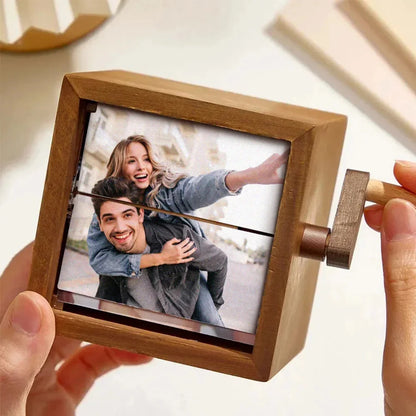 PhotoTwist - Caixa de Fotos à Manivela